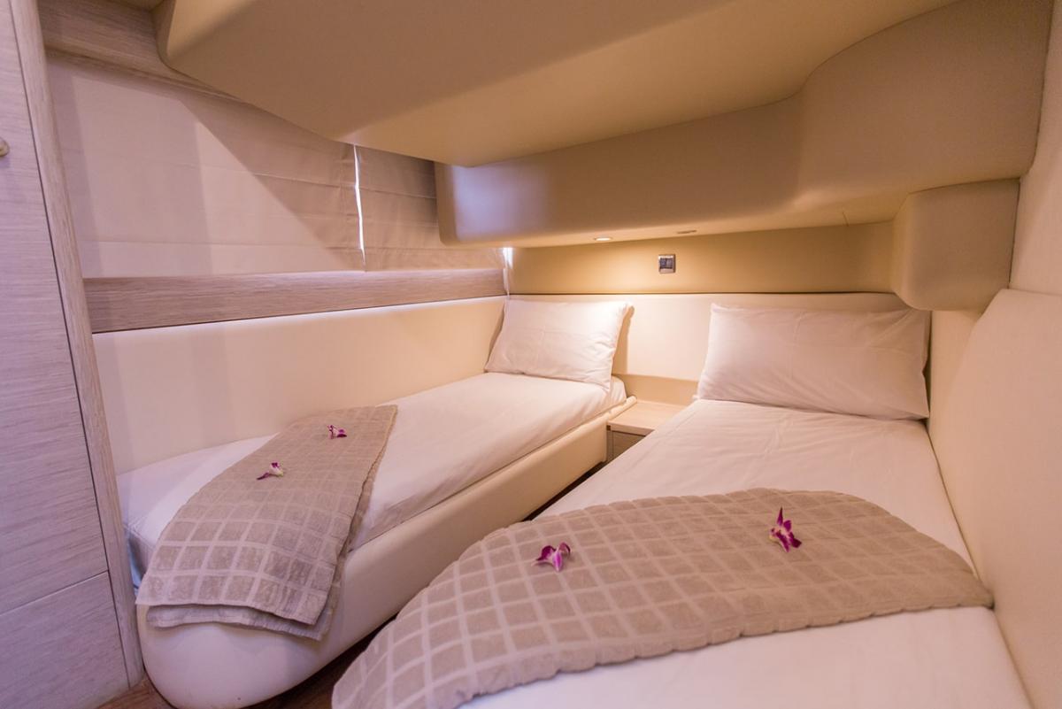 Princess 42ft
